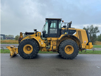 Колесен товарач CATERPILLAR 966K