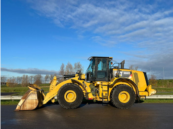 Колесен товарач CATERPILLAR 966M