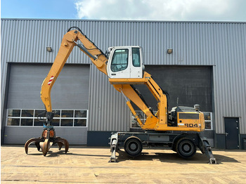 Багер за манипулиране на материали LIEBHERR A 904 C
