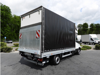 Брезентов бус IVECO DAILY 35S18 TARPAULIN LIFT 8 PALLETS WEBASTO CRUISE CONTROL AIR CONDITIONING 180HP: снимка 3 Брезентов бус IVECO DAILY 35S18 TARPAULIN LIFT 8 PALLETS WEBASTO CRUISE CONTROL AIR CONDITIONING 180HP: снимка 3