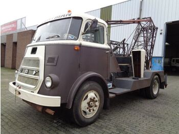 Камион с кран DAF