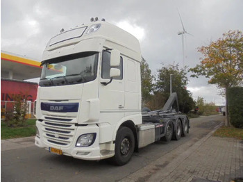 Мултилифт с кука камион DAF XF 106 510