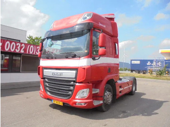 Влекач DAF CF 400
