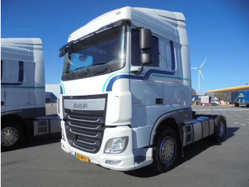 Влекач DAF XF 440