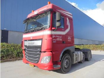 Влекач DAF XF 440
