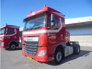Влекач DAF XF 440
