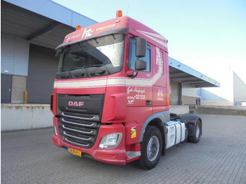 Влекач DAF XF 440