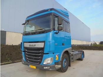 Влекач DAF XF 440