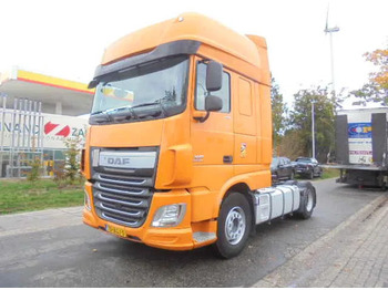 Влекач DAF XF 440