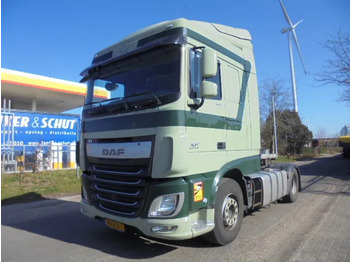 Влекач DAF XF 440