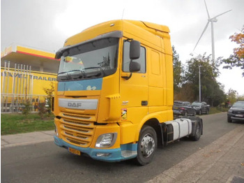 Влекач DAF XF 440