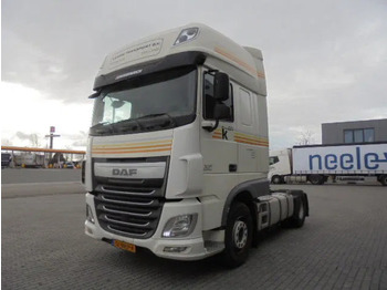 Влекач DAF XF 440