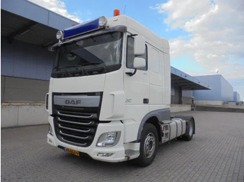 Влекач DAF XF 460