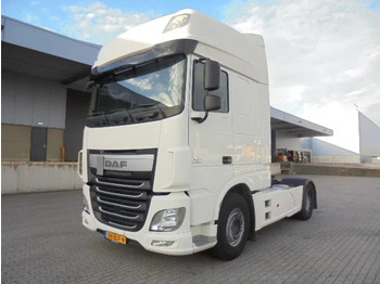 Влекач DAF XF 460