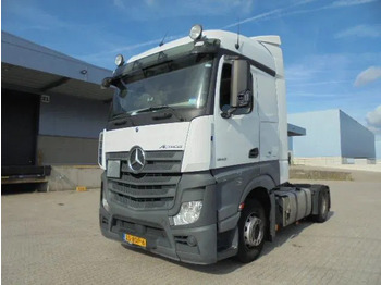 Влекач MERCEDES-BENZ Actros 1842