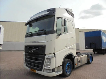 Влекач VOLVO FH 420
