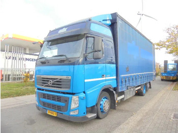 Камион с брезент VOLVO FH 420