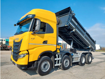 Самосвал камион IVECO Stralis