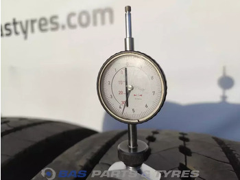 Гума за Камион Goodyear Goodyear 315/70R22.5 156/150 M+S 3PMSF gebruikte set: снимка 3 Гума за Камион Goodyear Goodyear 315/70R22.5 156/150 M+S 3PMSF gebruikte set: снимка 3