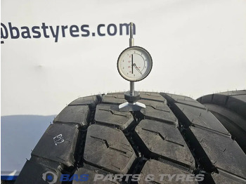 Гума за Камион Pirelli Pirelli 385/65R22.5 G02 Pro Multiaxle 164/158 K M+S 3PMSF gebruikte set: снимка 3 Гума за Камион Pirelli Pirelli 385/65R22.5 G02 Pro Multiaxle 164/158 K M+S 3PMSF gebruikte set: снимка 3