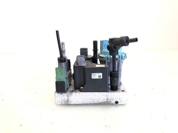 Резервни части за Камион Volvo AdBlue pomp Volvo 21679299: снимка 3 Резервни части за Камион Volvo AdBlue pomp Volvo 21679299: снимка 3