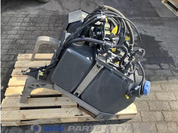 Резервни части за Камион Volvo Volvo AdBlue tank 21232204: снимка 4 Резервни части за Камион Volvo Volvo AdBlue tank 21232204: снимка 4