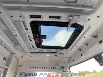 Кабина и интериор за Камион Volvo FM5 Volvo Day Cab L1H1 84234868: снимка 5