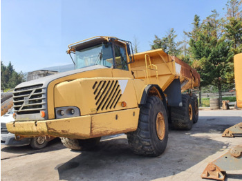 Съчленен самосвал VOLVO A40D