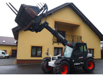 Телескопичен товарач BOBCAT