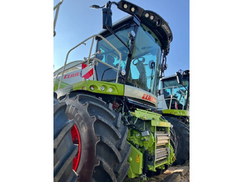 Силажокомбайн CLAAS Jaguar 950