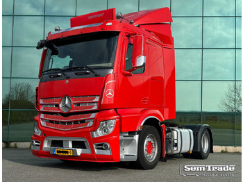 Влекач MERCEDES-BENZ Actros 1842
