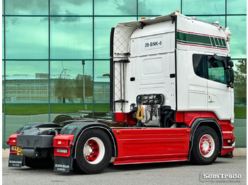 Влекач Scania R580 V8 Topline King OF THE Road Retarder Full AIR Special Interior 2X Tanks Super Condition: снимка 4