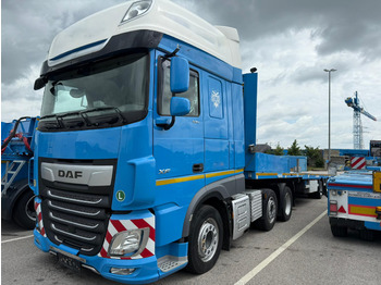 Влекач DAF XF 530