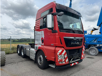 Влекач MAN TGX 26.560