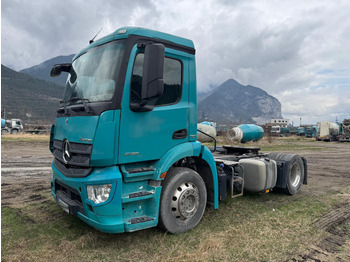 Влекач MERCEDES-BENZ Antos