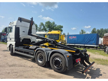 Мултилифт с кука камион MAN TGX 26.460