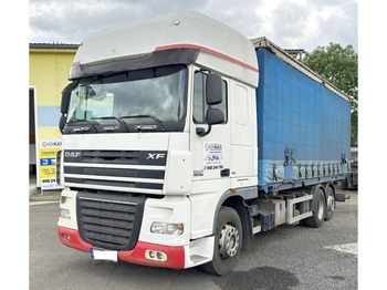 Камион с брезент DAF