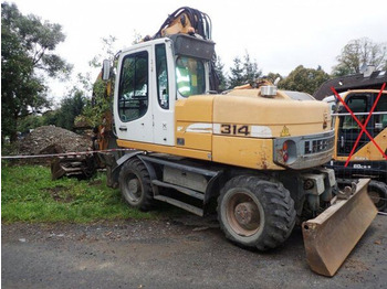 Колесен багер Liebherr A 314: снимка 3