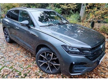 Лек автомобил VOLKSWAGEN