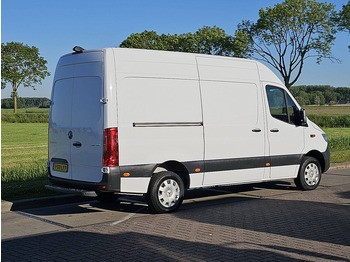 Товарен бус Mercedes-Benz Sprinter 317 L2H2 Mbux RWD!: снимка 3
