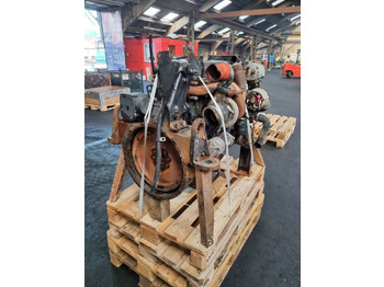 Двигател CNH