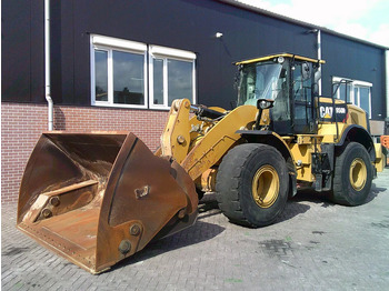 Колесен товарач CATERPILLAR 950M