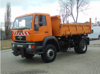 Самосвал камион MAN 8.224