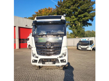 Влекач Mercedes-Benz ACTROS 1863 / ENGINE RUNNING / RETARDER / PARK-COOL /HYDRAULICS / ONLY: 268593KM / GIGA-SPACE / MIRRORCAM / AUTOMATIC / EURO-6 /: снимка 3
