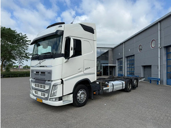 Контейнеровоз/ Сменна каросерия камион VOLVO FH