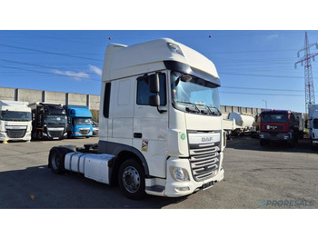 Влекач DAF XF 460