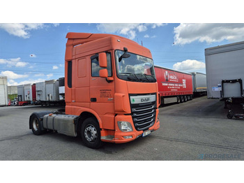 Влекач DAF XF 460