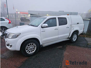 Лек автомобил TOYOTA Hilux