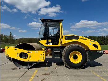 Валяк BOMAG