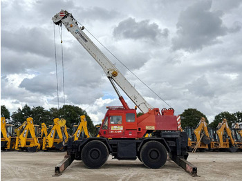 Кран за пресечени терени TADANO TR-300E